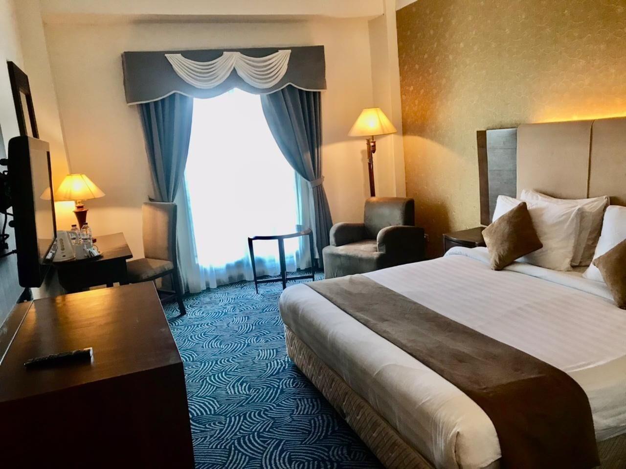 Hotel Kaisar Giacarta Esterno foto